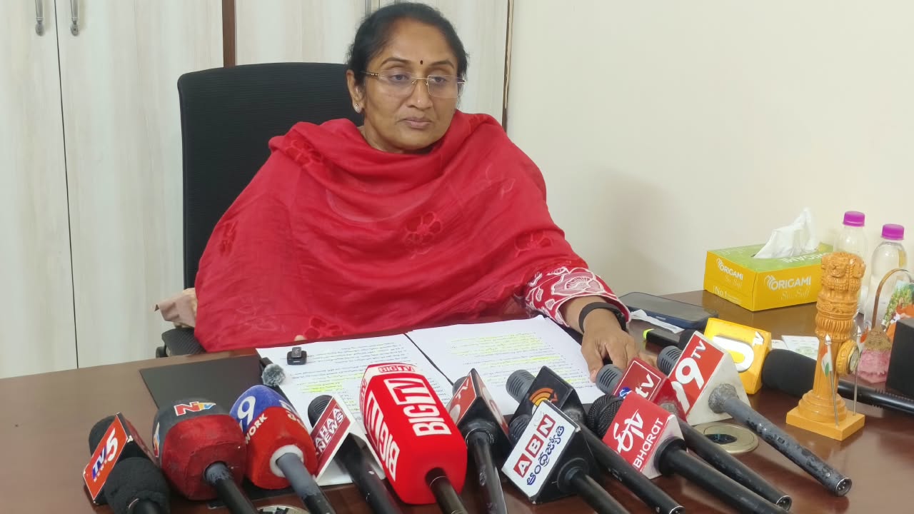 BCs fought till last for 34% reservations: Minister Savit