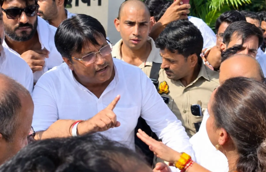 UP Congress office row during oath-taking in Lucknow