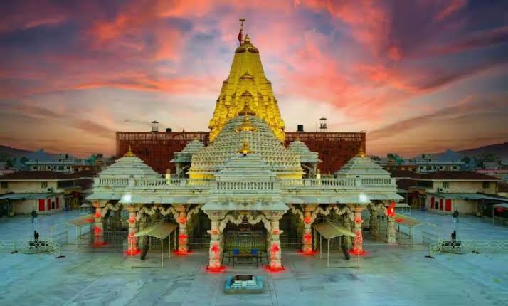 Process to prepare three lakh kilograms of Mohanthal prasad for Bhadra Poonam festival in Ambaji starts